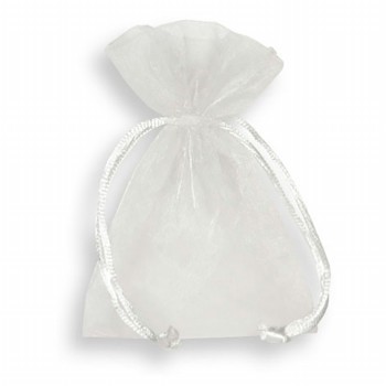 Organza cadeauzakje wit.
 